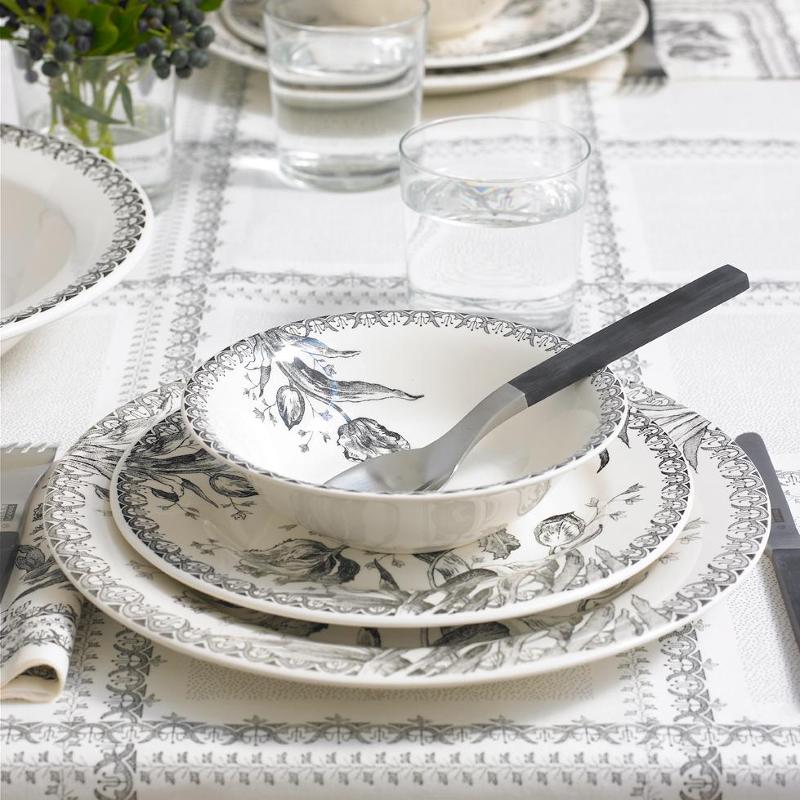 Gien Tulipes Noires Ceramic Collection